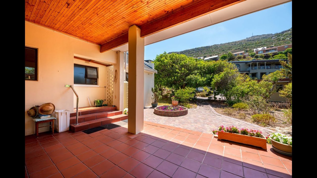 3 Bedroom House for sale in Western Cape Cape Town Peninsula False