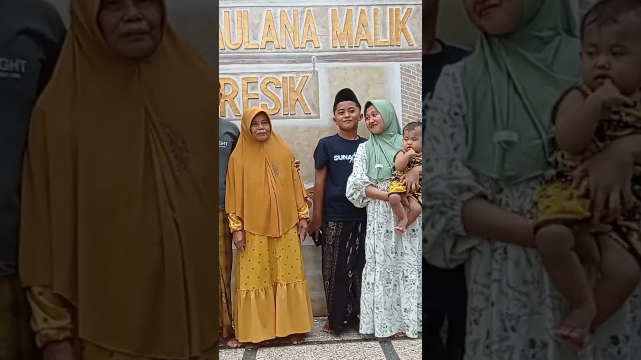 di SUNAN GRESIK MAULANA MALIK IBRAHIM