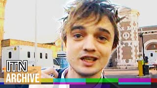 Pete Doherty Entertains Reporters After Being Released From Prison (2008)