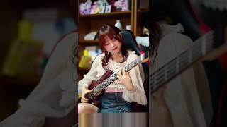 MAX SLAP‼️ギガンティックOTN/ SLAPBASS #slapbass #basscover #bass #スラップベース #ベース弾いてみた Fami 。