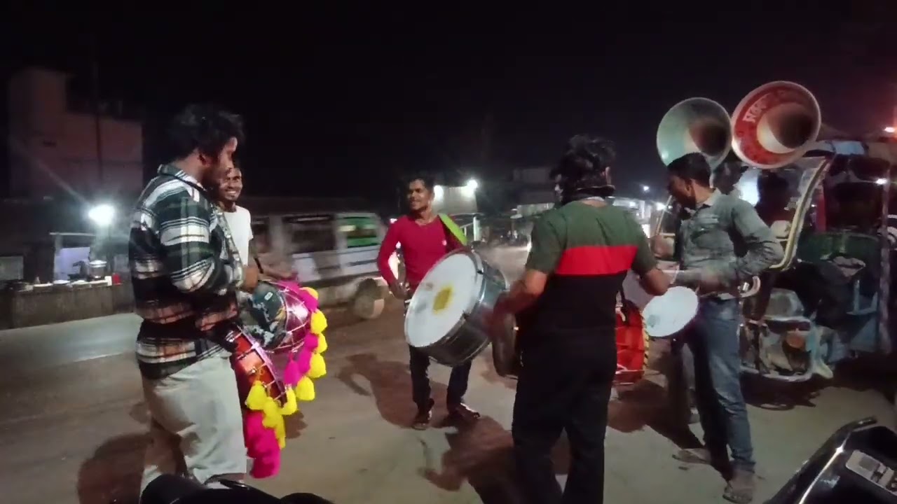 Dekha to tuje ar dilpe baji Guitar  nm.... 7501781478