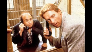 Danny DeVito gave Arnold Schwarzenegger a special cigar on the set of their 1988 film "Twins". DeVit