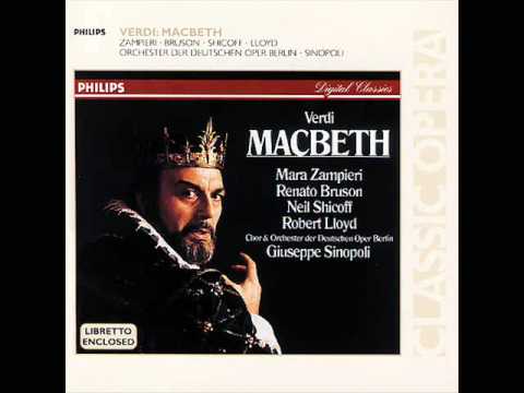 Robert Lloyd sings 'Studia il passo, o mio figlio!' from Atto II Gran Scena G.Verdi's Macbeth