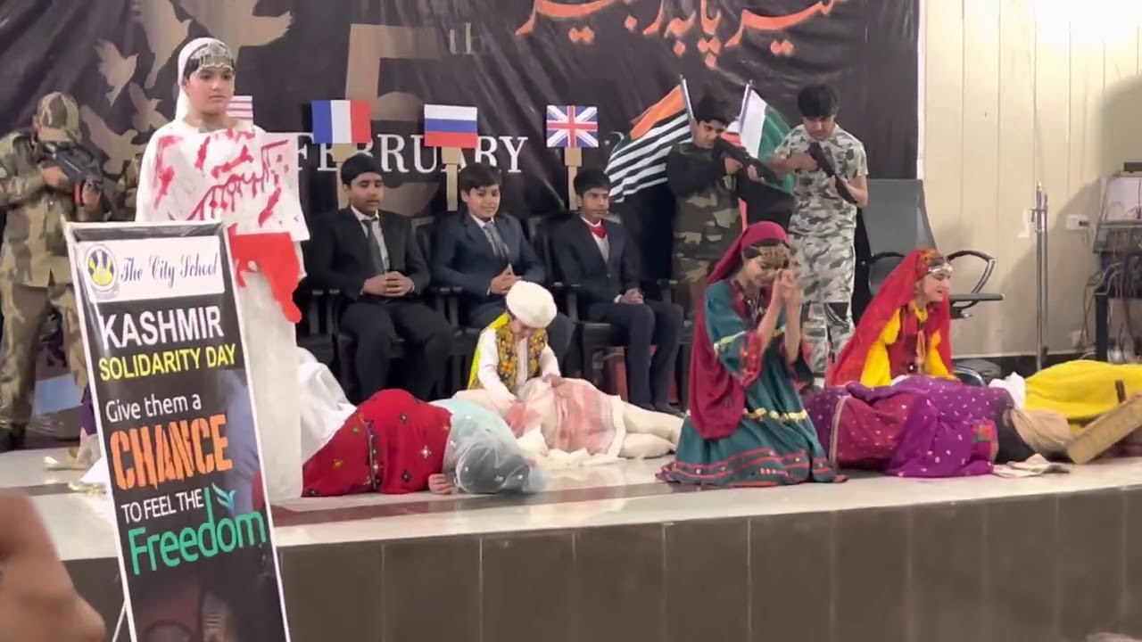 A beautifull and heart touching tableau on kashmir solidarity day by city school ryk