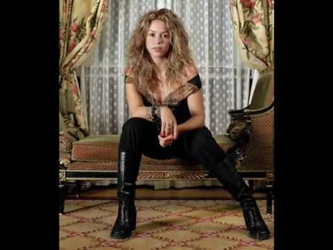 Video: Shakira Teilt Ein Foto Mit Milan In Einem Aufnahmestudio In England (FOTO)