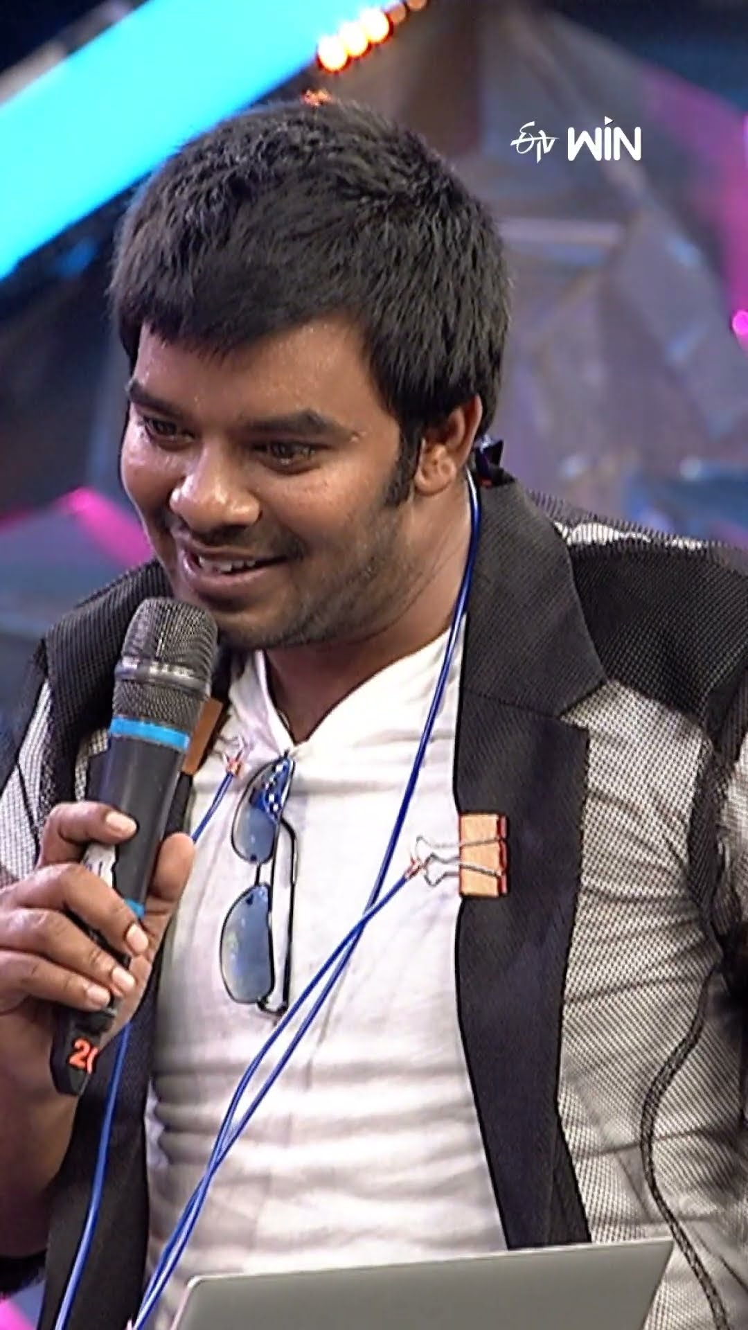 #shorts - ఈ ముగ్గురి జడ్జస్ లో సుధీర్ కి ఇష్టమైంది ఎవరో తెలుసా..? #dhee #comedy #sudheer #pradeep