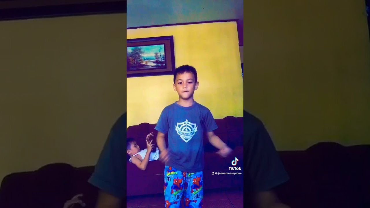 Tiktok Dance Graze😍