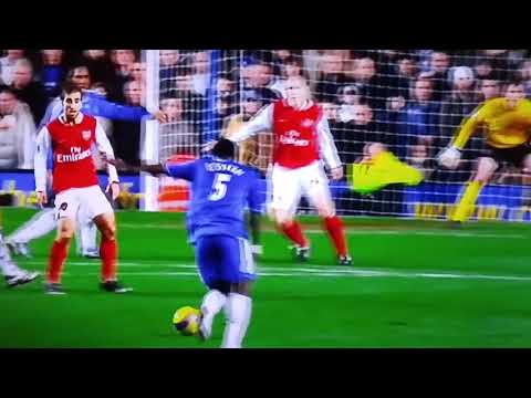 Michael Essien's Top 5 Goals for Chelsea!