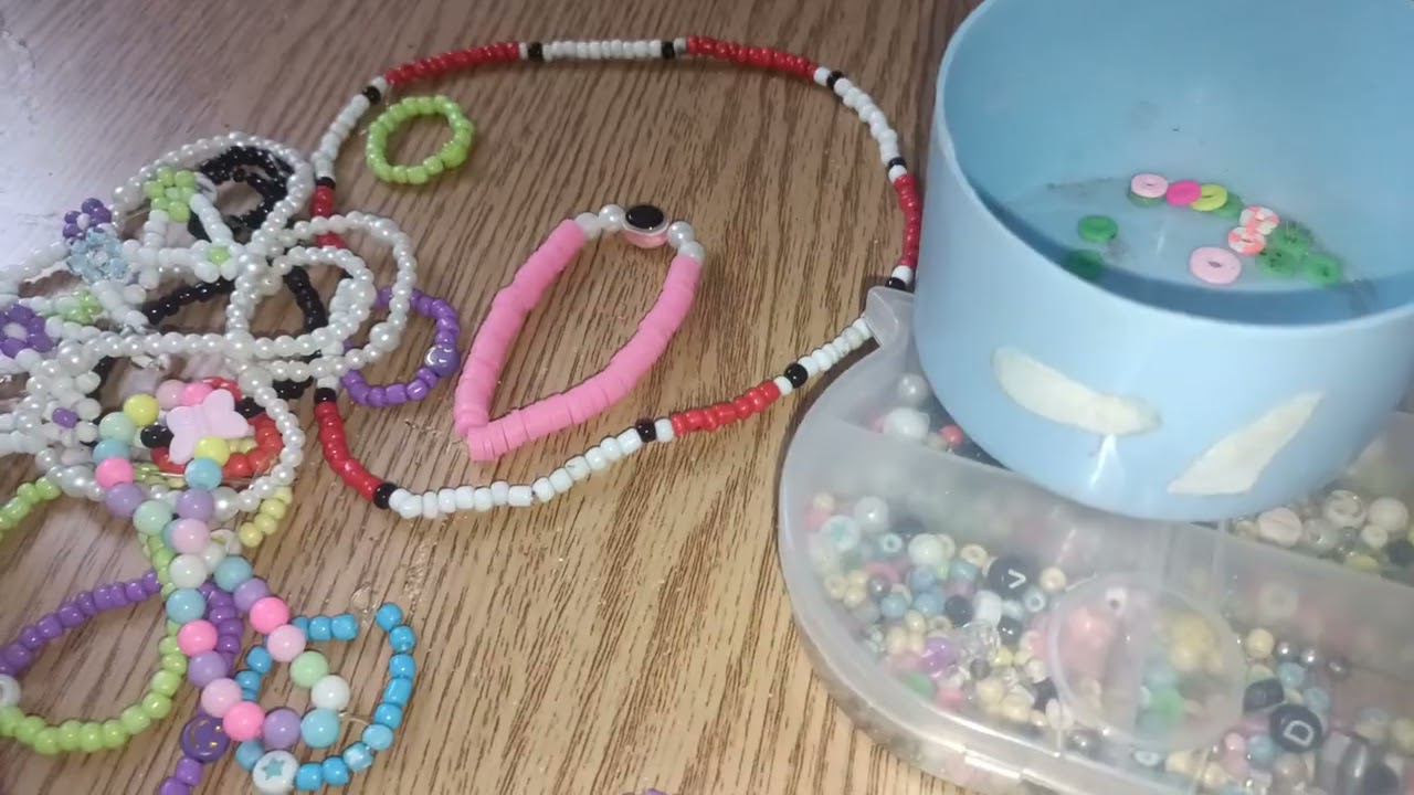 ادخلوا وشوفوا ازي عملت خاتم تحفة💗ومن حبة خرز كانو عندي🩷