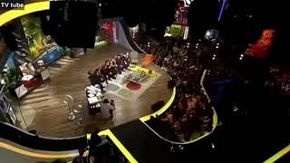 Demet Özdemir Danla Bilic'e canlı yayında laf soktu.