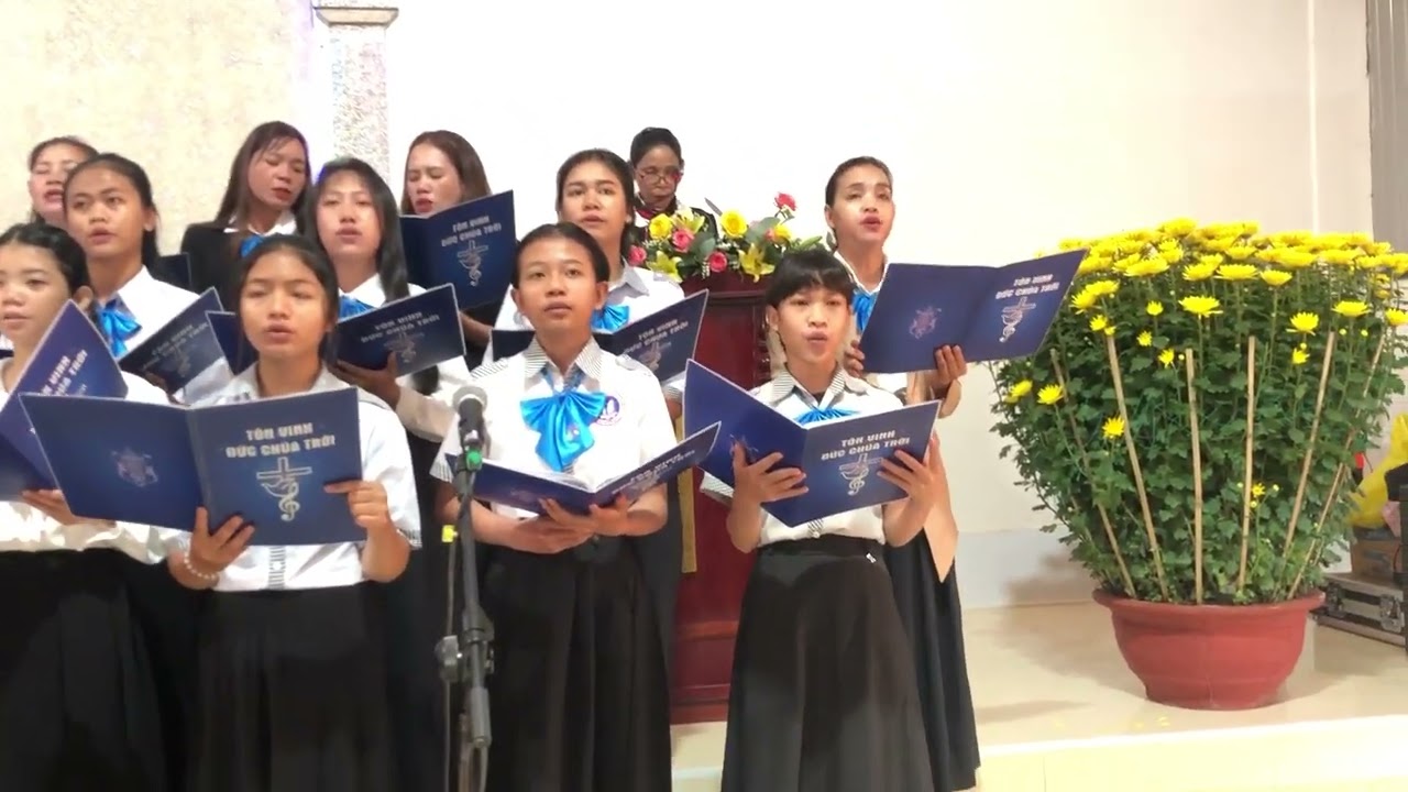 Ban thiếu niên TVC