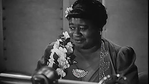 Hattie McDaniel winning Best Supporting Actress: 1...