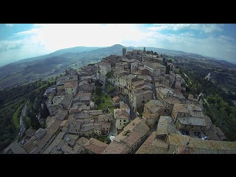 Video: Hva Er Montepulciano? Dykk Ned I Denne Deilige Italienske Rødvinen