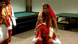 UTSW Ultimate Bhangra: How-to Peacock (HD)