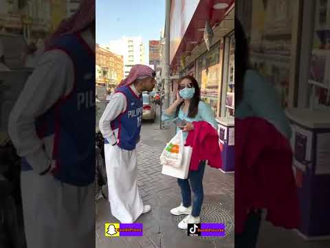 Arab Boy Kiss Strangers in The Street #Bahrain #SaudiPinoy #OFW #Philippines ❤️🇵🇭🇸🇦🙏