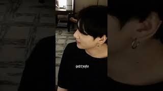 ах, эти струны души - толи Jack Daniel's,толи ты? #bts #юмор #jimin #jungkook #юмор #бтсозвучка