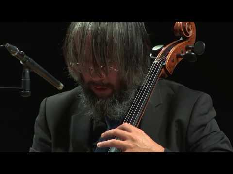 Jérôme Combier : Wood and bones pour violoncelle solo (création mondiale) (Eric Maria Couturier)