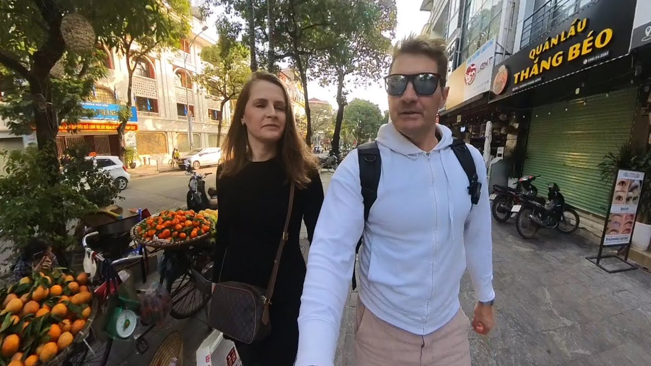 Caminhada pela Old Quarter em Hanoi