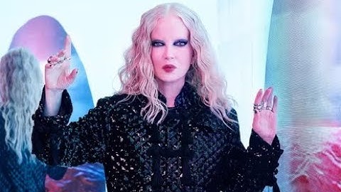 Shirley Manson Claps Back at Being Called “Unrecognizable” At 58
