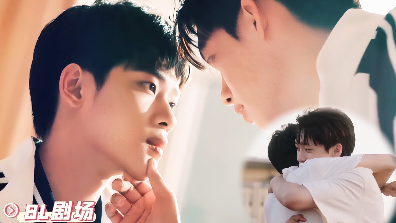 Наивного красавца заметили? Босс в ярости💥 целует жёстко: «Мой! Никому не трогать!»💋