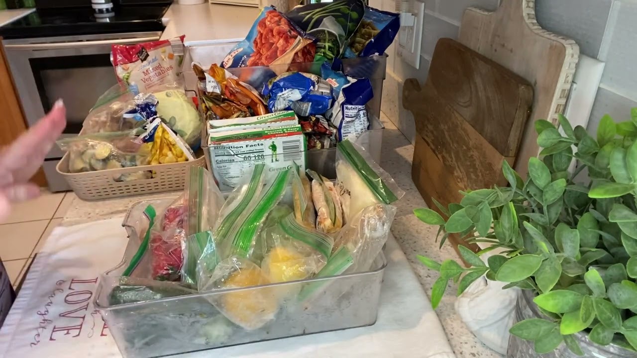 Bits & Bites Bins | Meal Plan & Prep | Pantry Challenge Week 8