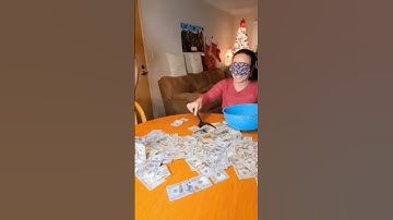 Scoop the money challenge #fun #letshavefun #funny #comedy #fyp #tiktok #tiktokchallenge #scoop