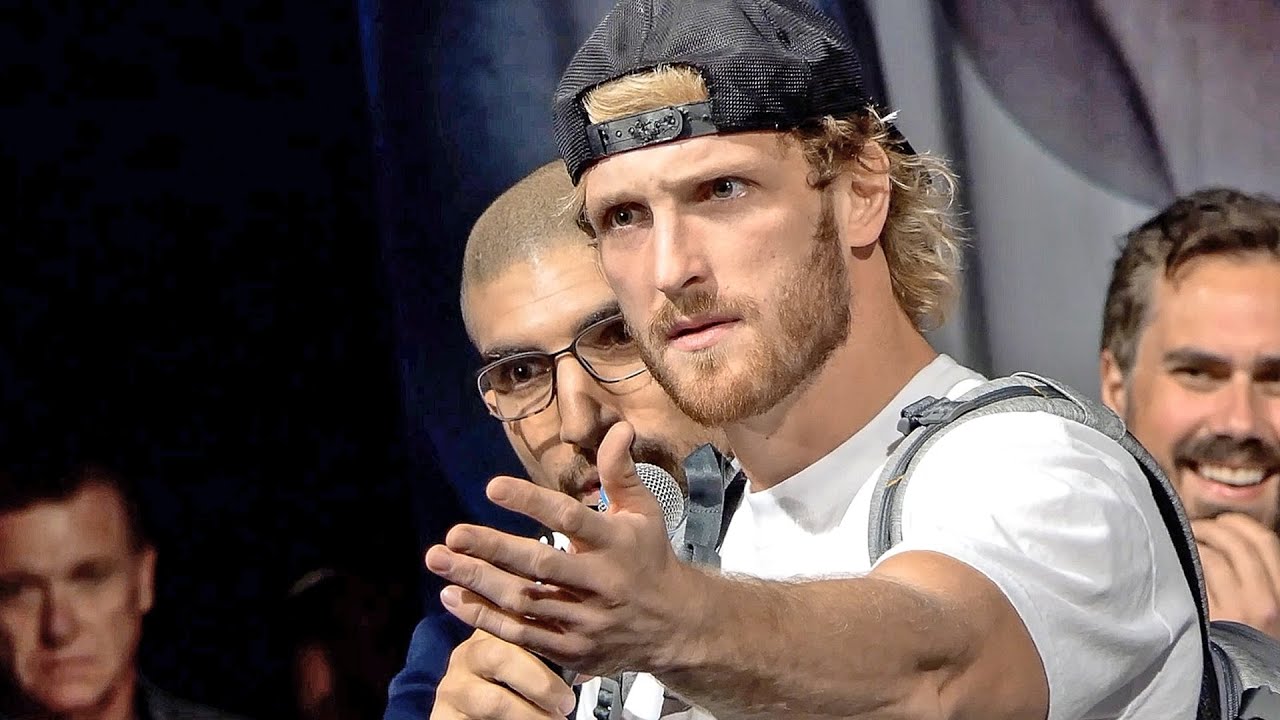 Logan Paul LOSES IT LIVE ON STAGE w/ Fan | Paul vs Woodley Weigh in