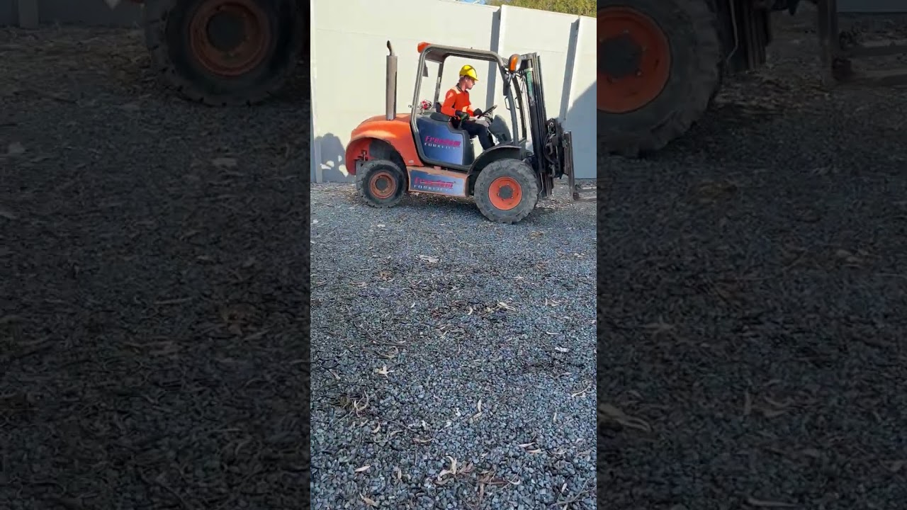 TRUEGRID VS Forklift Driver