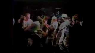 Sucidial Tendencies - Live 1984- I saw your mommy
R+M Video
Sucidial Tendencies - I saw your mommy- Live 1984.
The clip is from Flipside.
Enjoy Sucidial Tendencies - Live 1984- I saw your mommy