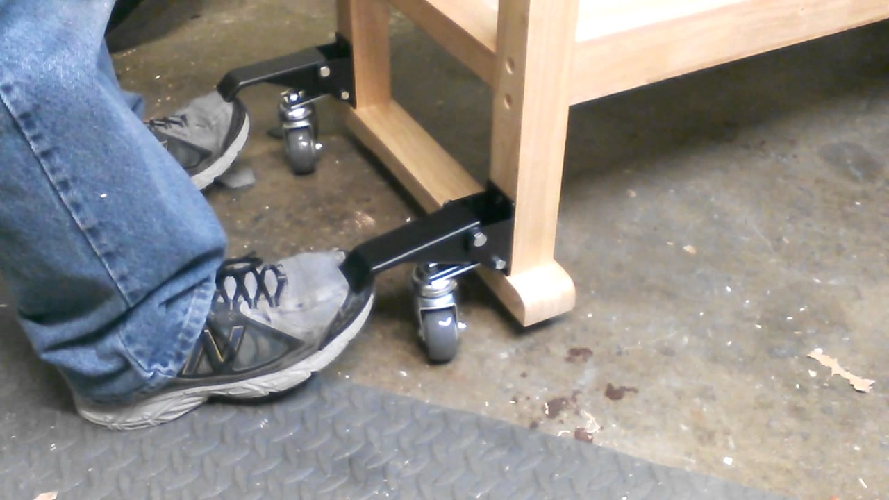Putting Rockler Workbench Casters on the Harbor Freight 