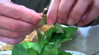 How To Eat Banh Xeo