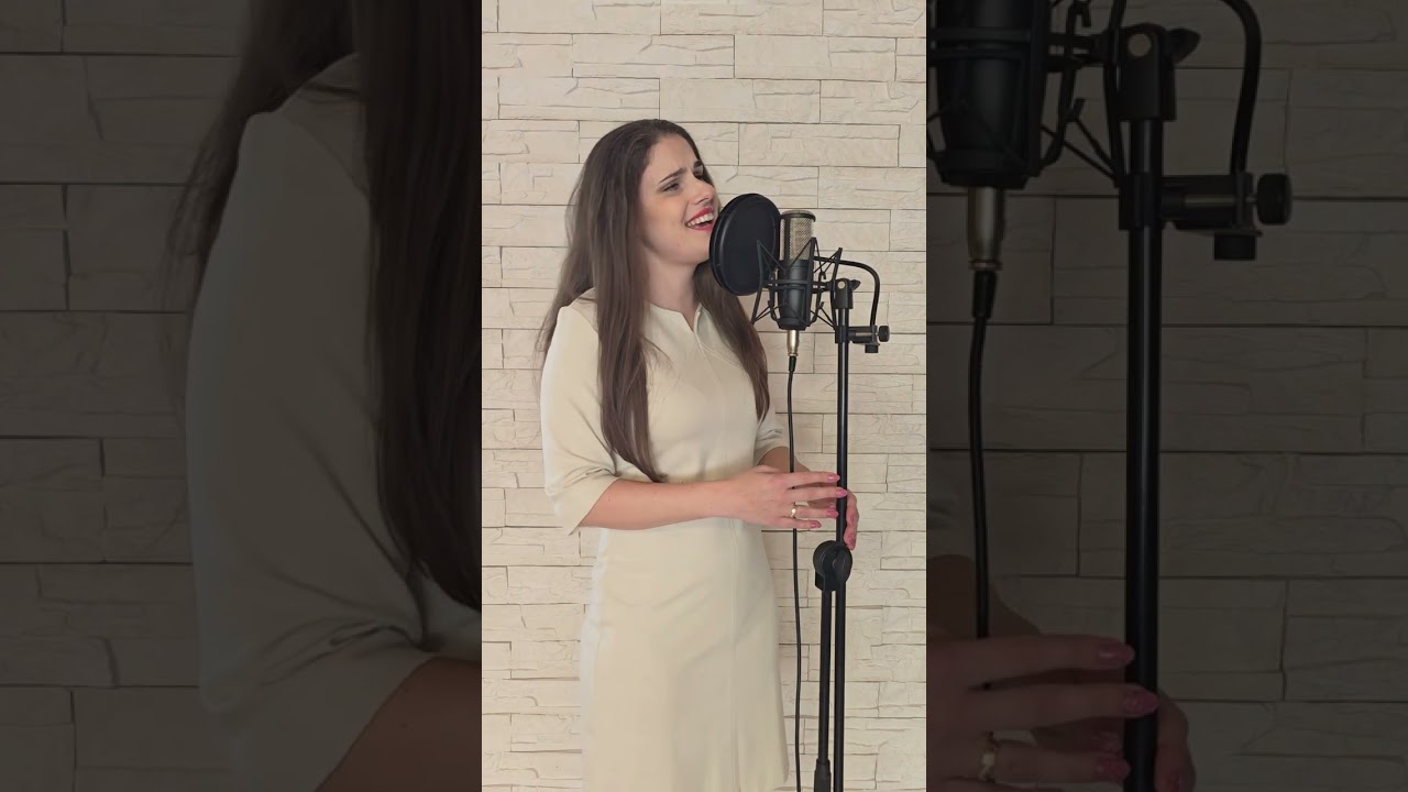 Agárdi Szilvia - Hazamegy a vándor / Pintér Béla