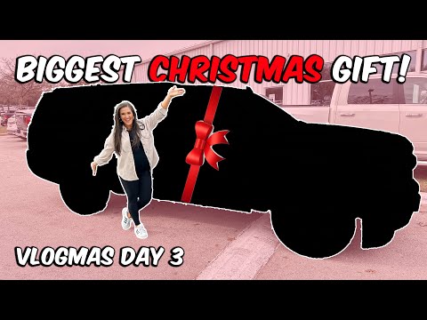 BIGGEST CHRISTMAS GIFT | VLOGMAS DAY 3