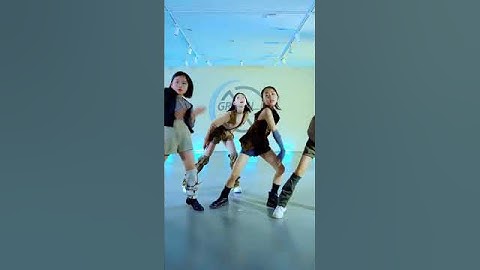 La la la Viral Chinese video 💋💥#youtubeshorts #viralvideo #dance #music #china