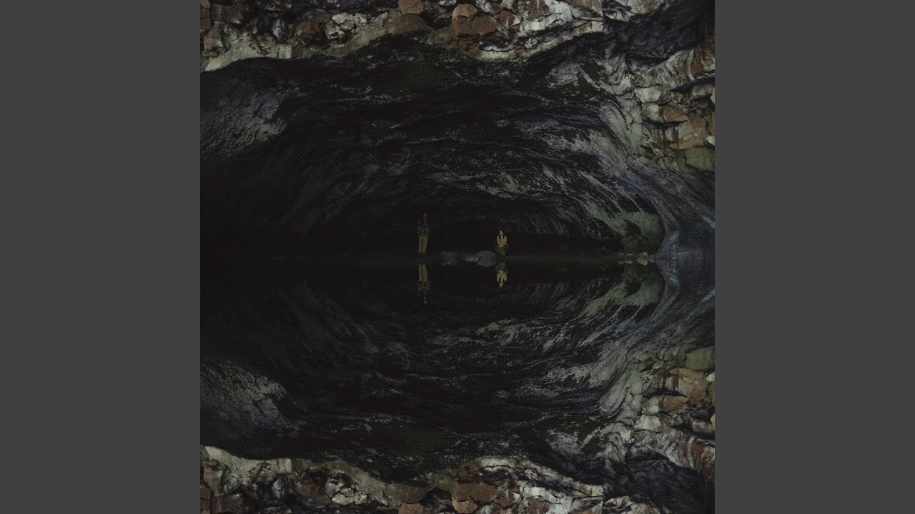 Guarda Echo Chamber su YouTube Guarda Echo Chamber su YouTube