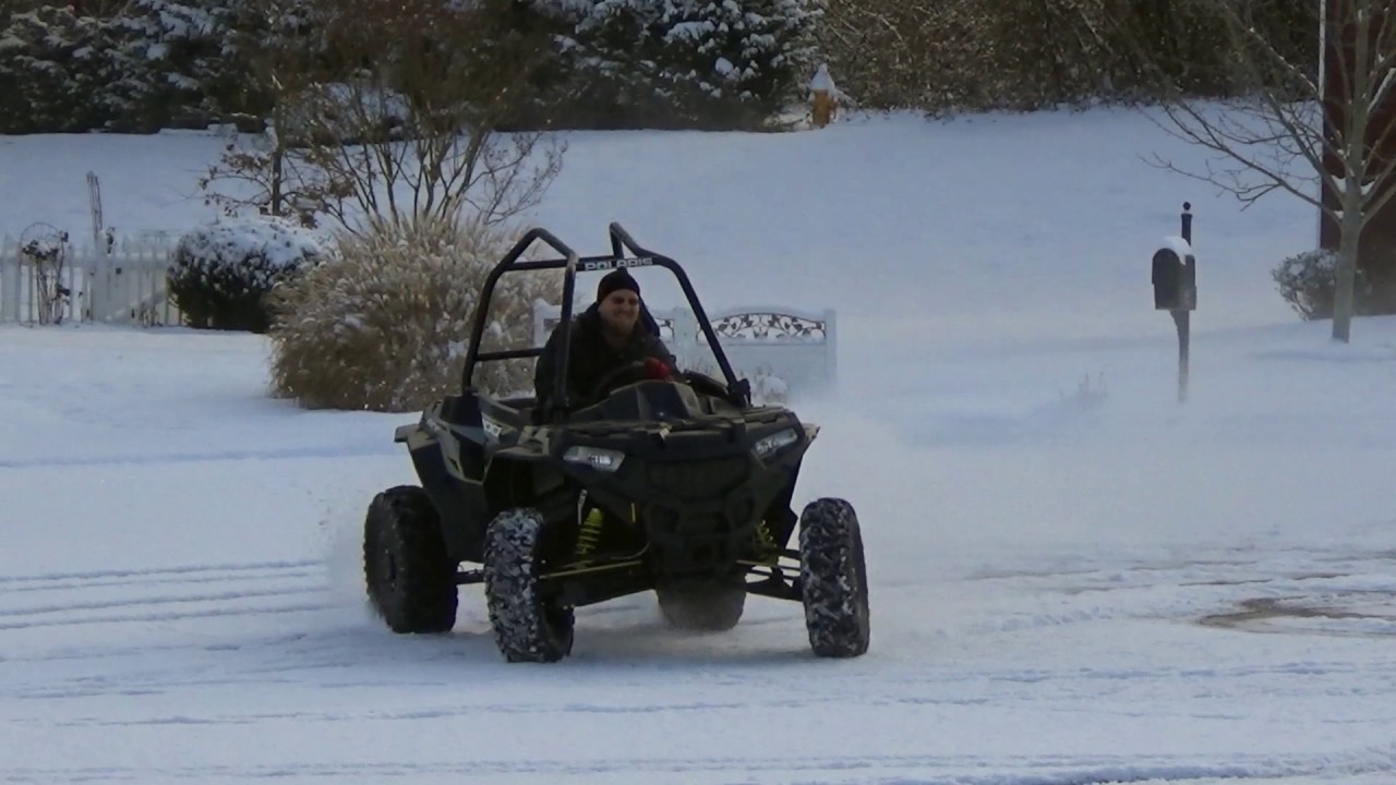 Polaris Ace 900xc in Snow