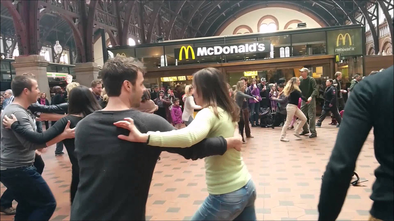 Salsa Flash Mob Copenhagen