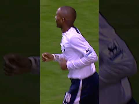 Defoe with a belter against Charlton! 🚀