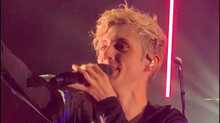 Download Lagu Troye Sivan - Animal - Phoenix, Arizona 10/24/18 MP3