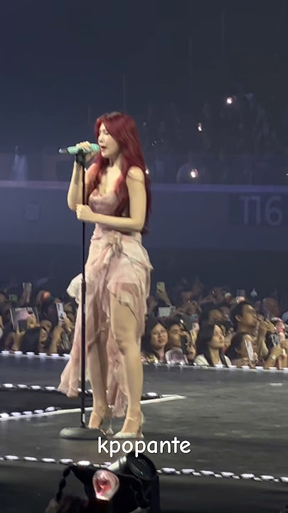 Joy asked, Joy delivered *chef's kiss* 💋#redvelvet #shorts