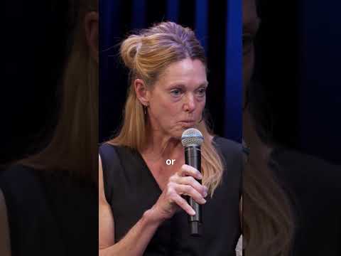 Heavy vs Moderate Lifting: What Women Need for Brain Health
