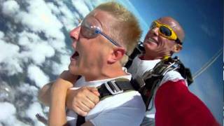 Chris' Skydiving video