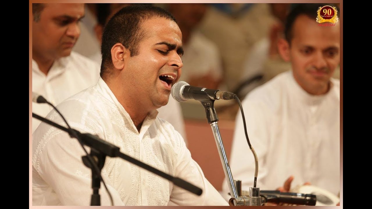Shiva Shankari  - Aswath Narayan at Prashanthi Nilayam || Musical Concert by Sai Students ||