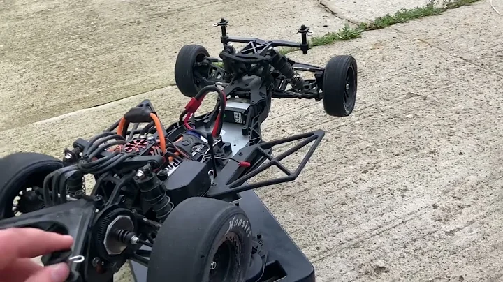 Losi 22s. Spir gear tightened and test n tune