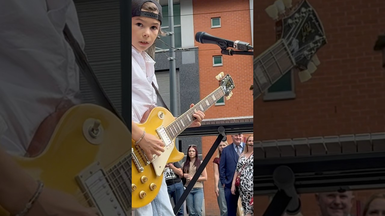 Cover Carlos Santana v Jimi Hendrix #guitar #mashup #leonardopatrick #leo #guitar #shortsfeed #busking