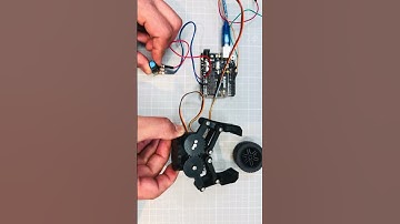 DIY 3D Printed Robotic Hand with Servo Control ⚙️ #arduino #omartronics #robotics #diy