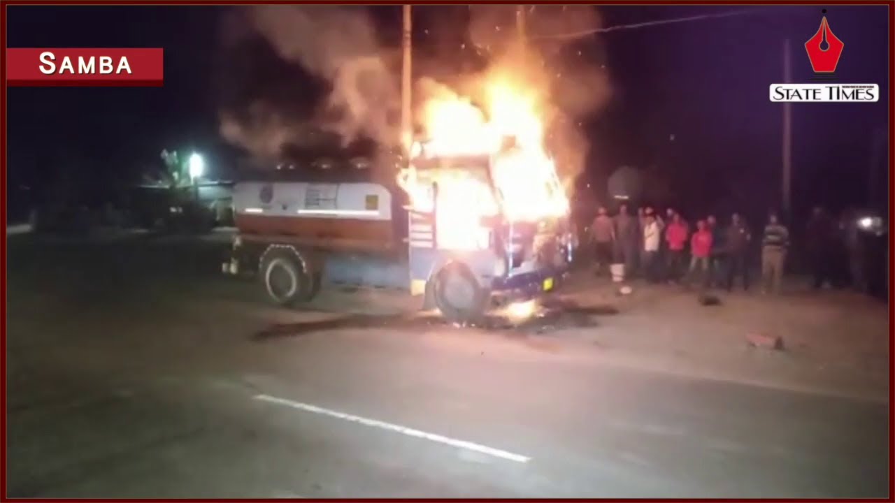 Oil tanker catches fire on national highway