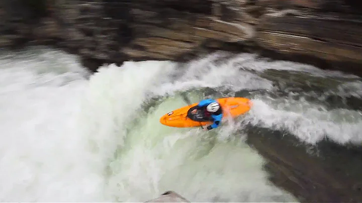 Nouria Newman and Mariann Saether Have a Kayak Nig...