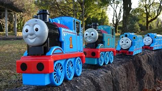 Big Thomas Carry Case Hide And Seek In The Park With 40 Thomas & Friends