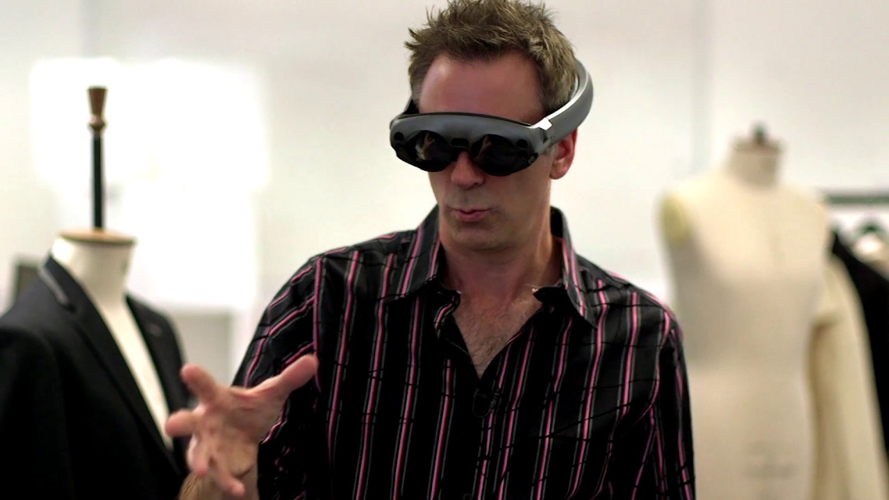 Trying On Virtual Clothes - BBC Click